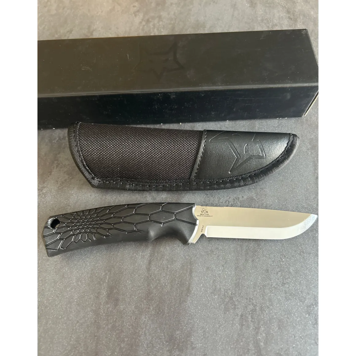 fox__coltello_core_nero___1.webp Fox - Coltello Core Nero - FX 606