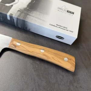 MAGLIONERO - COLTELLO CUOCO LINEA ISIDE - 25 CM ULIVO