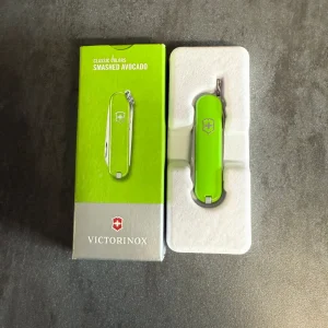 VICTORINOX - CLASSIC - SMASHED AVOCADO